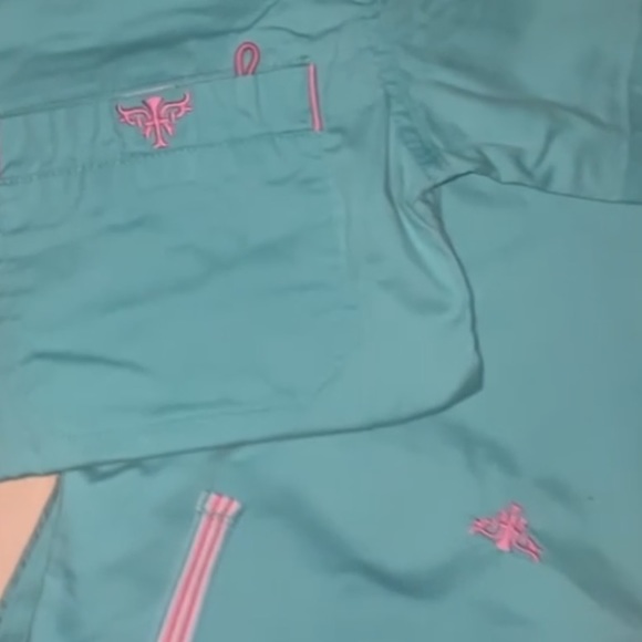 Med couture scrubs size XS - Picture 9 of 10